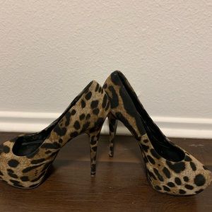 Animal Print Steve Madden heels size 10